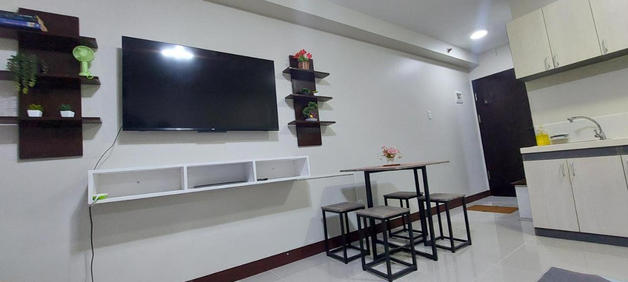 Dracarys Place 2 Condo With Balcony Unlimited Wifi Lapulapu City View Eksteriør bilde