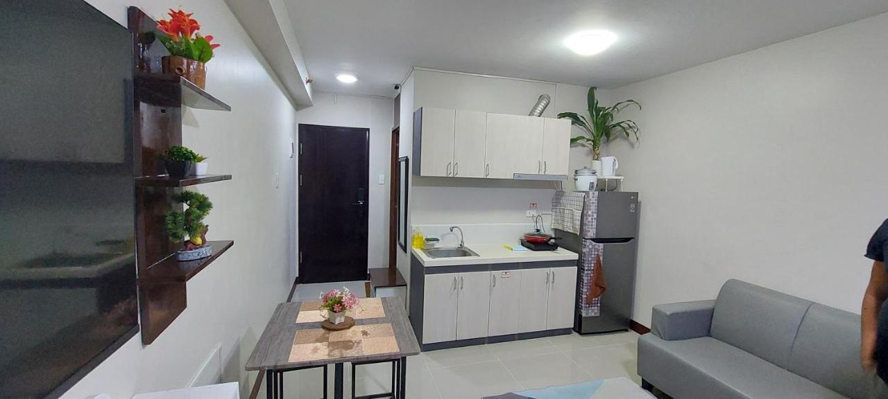 Dracarys Place 2 Condo With Balcony Unlimited Wifi Lapulapu City View Eksteriør bilde