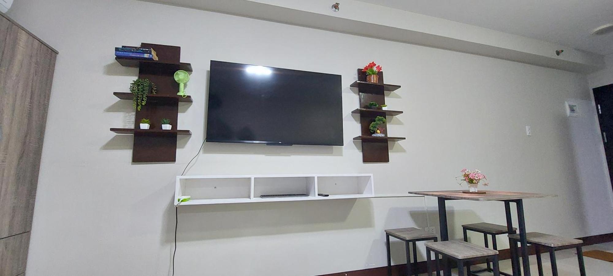 Dracarys Place 2 Condo With Balcony Unlimited Wifi Lapulapu City View Eksteriør bilde
