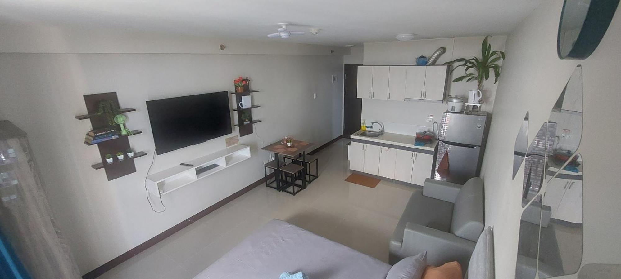 Dracarys Place 2 Condo With Balcony Unlimited Wifi Lapulapu City View Eksteriør bilde